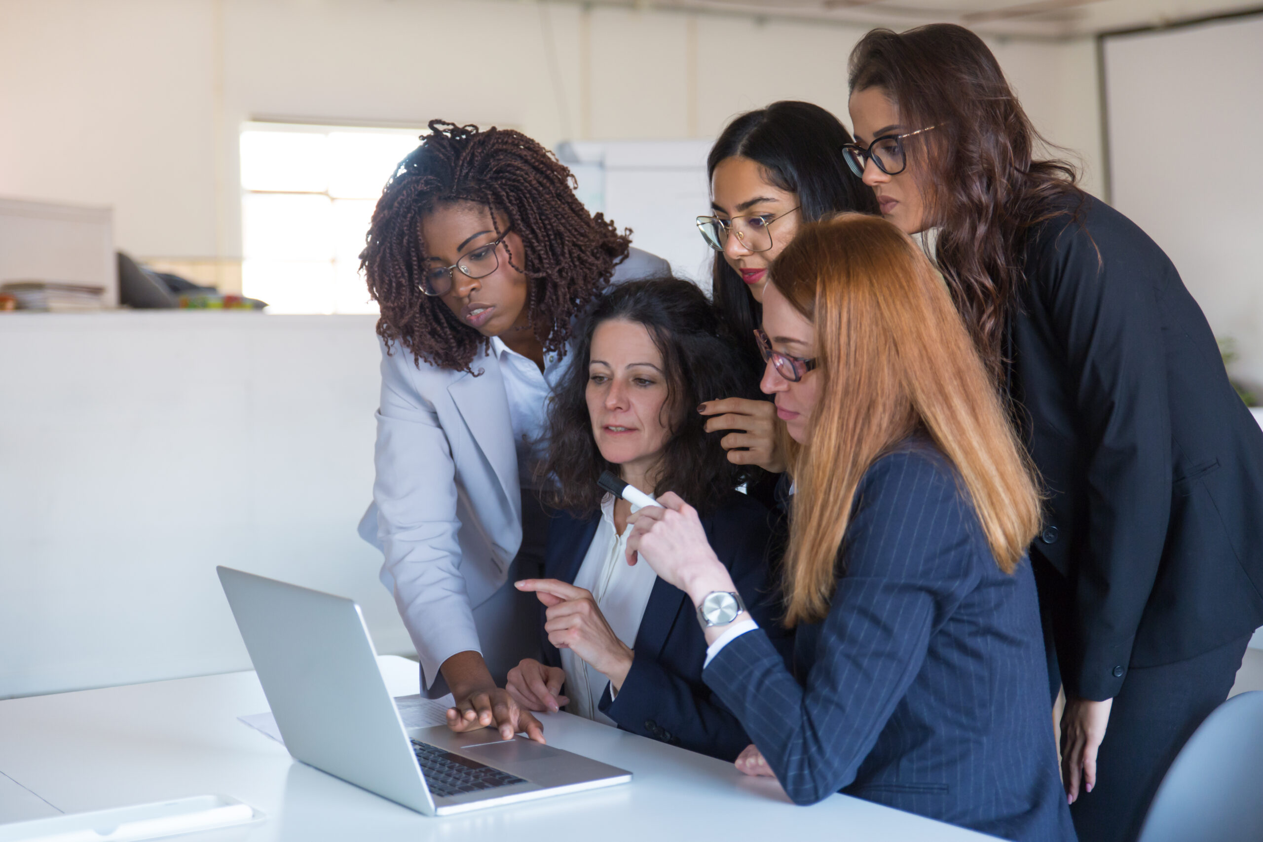Equipe dependente do líder: por que sua empresa não cresce mesmo você se esforçando